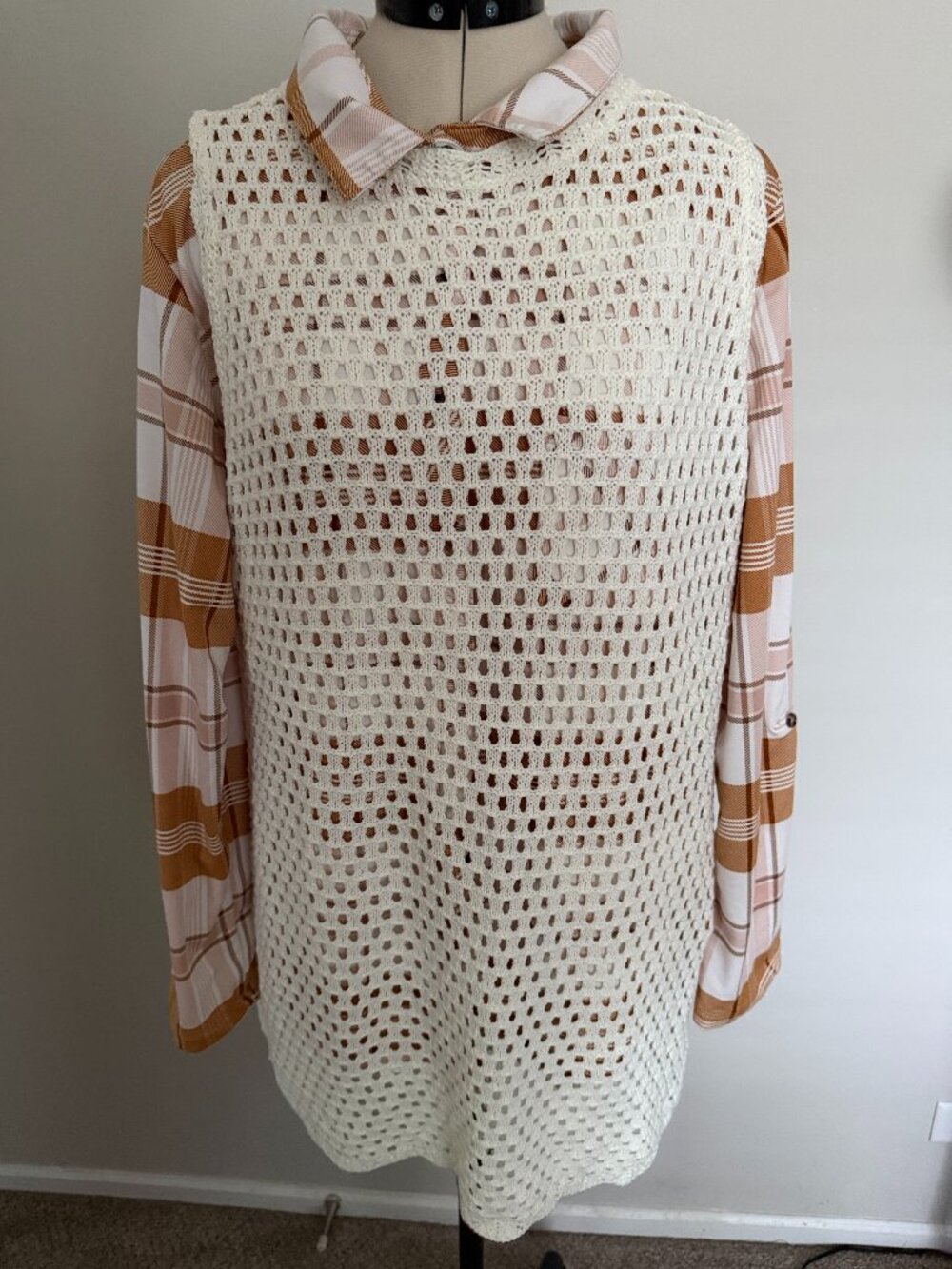 Long open-back openwork cotton sweater vest, Bright Ivory, size M